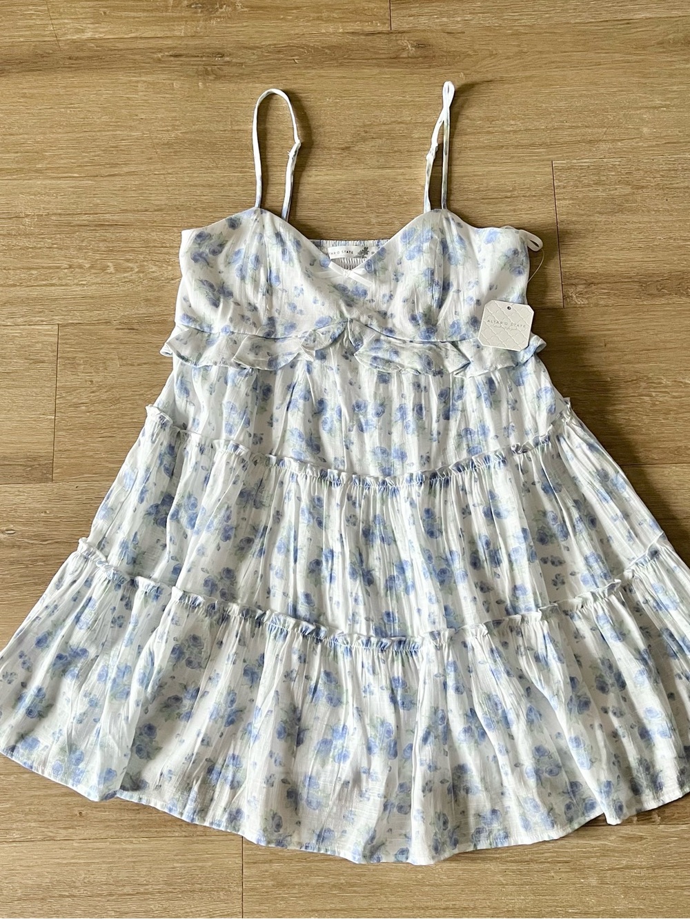 NWT Altar’d State Women’s Blue Floral Mini Dress Size Medium - Picture 2 of 9